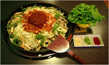 刷华夏银行信用卡，享韩知味春川铁板鸡料理店9.5折优惠